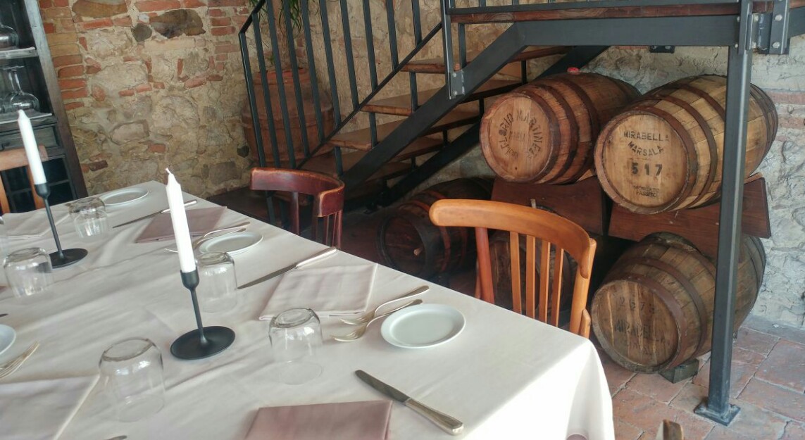 Restaurant in Sarteano - Fiorentina meat - cloister terrace 2